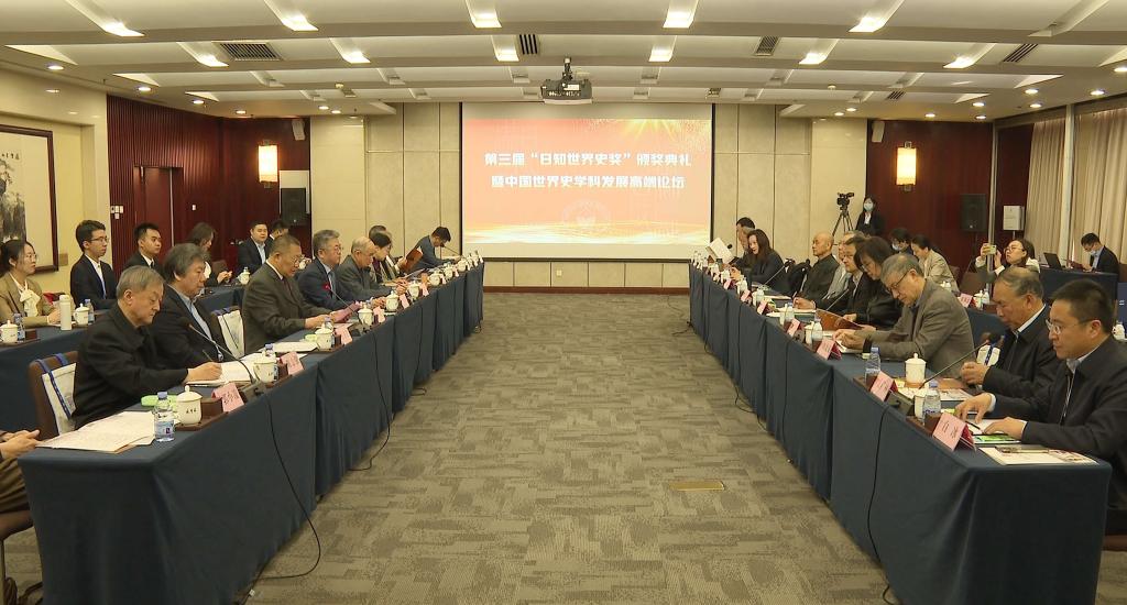 评奖每五年举行一次